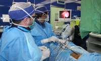 عمل جراحی  PCNL یا جراحی بسته سنگ کلیه ، برای کودک 2 ساله